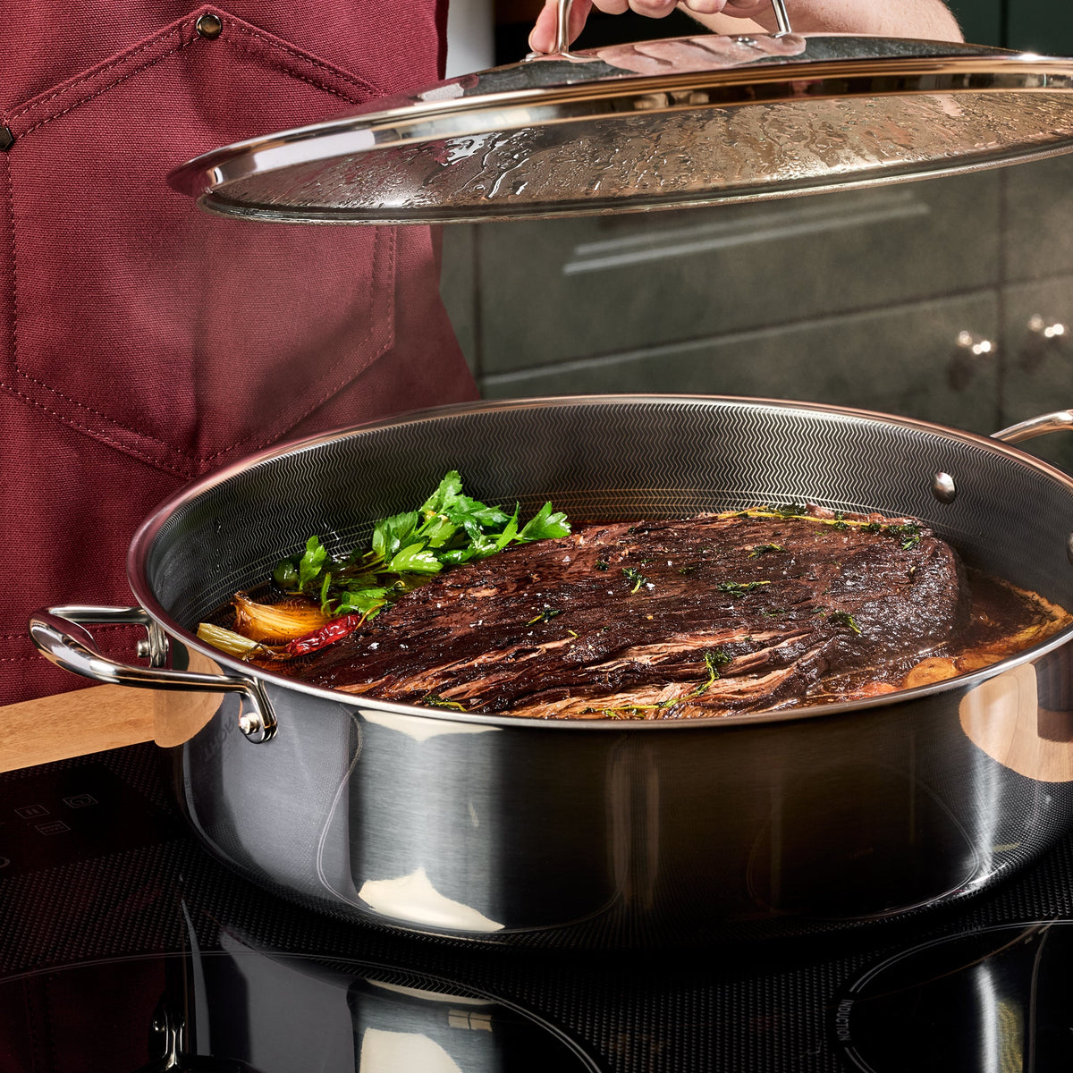 Hybrid Deep Sauté Pan with Lid, 10-QT